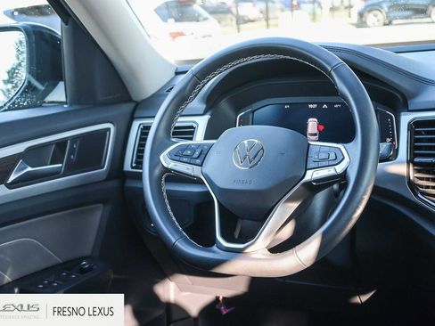 Used 2023 Volkswagen Atlas SE w/ Black Wheel Package image 20