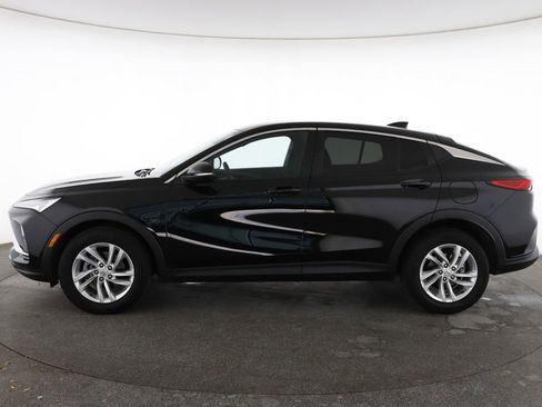 Used 2025 Buick Envista Sport Touring FWD image 7
