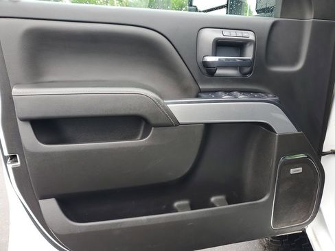 Used 2019 Chevrolet Silverado 2500 LTZ w/ Duramax Plus Package AWD/4WD image 11