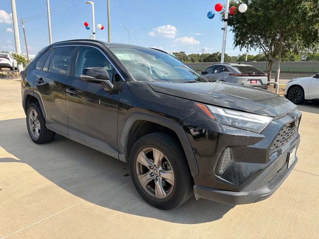 Used 2023 Toyota RAV4 XLE FWD image 7