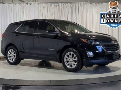 Used 2018 Chevrolet Equinox LT FWD image 2