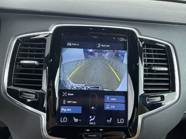 Used 2018 Volvo XC90 T6 Momentum AWD/4WD image 22