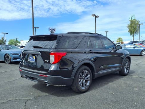 Certified 2023 Ford Explorer XLT w/ Equipment Group 202A RWD image 6