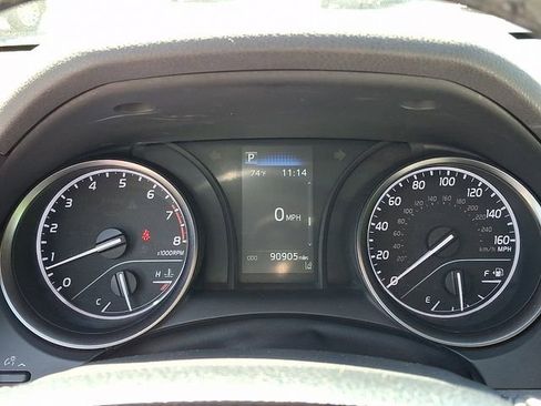Used 2022 Toyota Camry SE FWD image 16