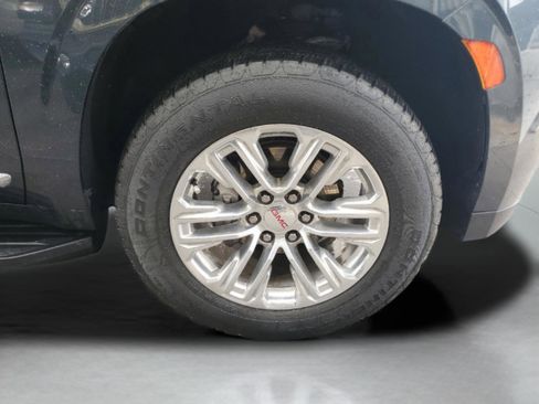 Used 2021 GMC Yukon SLT w/ SLT Premium Package image 6