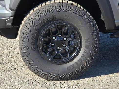 New 2026 Chevrolet Colorado ZR2 w/ ZR2 Bison Edition image 30
