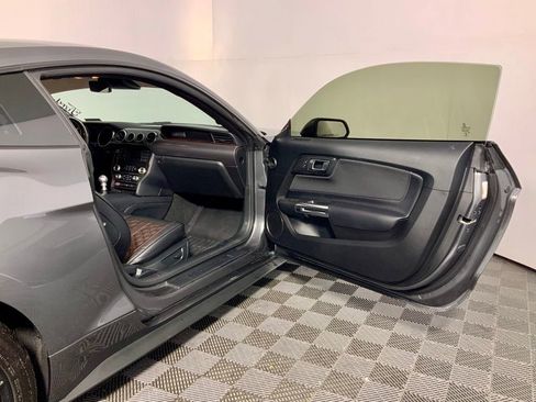 Used 2022 Ford Mustang GT w/ GT Performance Package RWD image 28