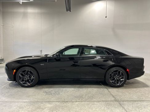 New 2026 Dodge Charger R/T image 9