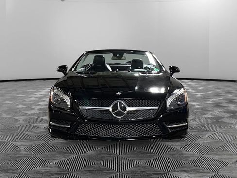 Used 2013 Mercedes-Benz SL 550 w/ Premium Pkg image 2