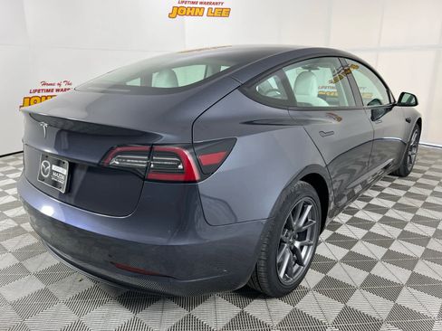 Used 2022 Tesla Model 3 image 5
