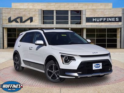 New 2026 Kia Niro SX