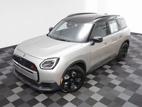 New 2026 MINI Cooper Countryman S image 2