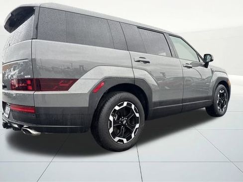 Certified 2025 Hyundai Santa Fe SE image 5