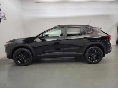 New 2026 Chevrolet Trax ACTIV w/ Sunroof Package image 4