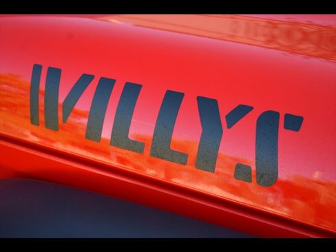 Used 2024 Jeep Wrangler Willys image 17