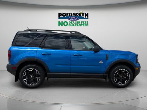 Used 2025 Ford Bronco Sport Outer Banks w/ Outer Banks Tech Package+ AWD/4WD image 6