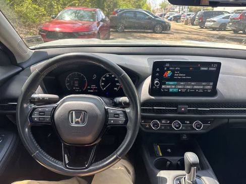 Used 2023 Honda HR-V EX-L image 31