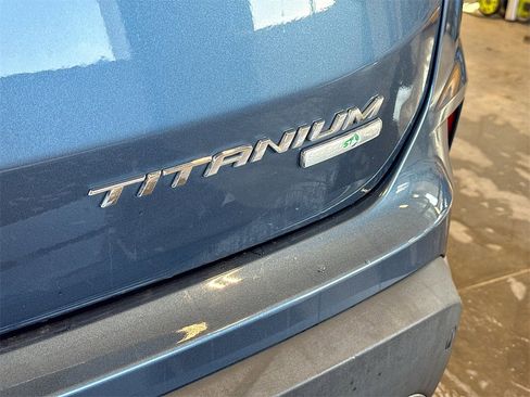 Used 2019 Ford Edge Titanium w/ Cold Weather Package image 21