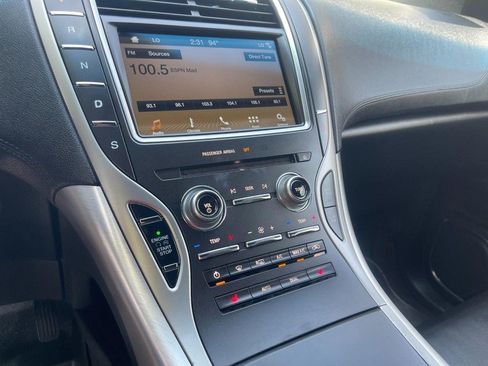 Used 2016 Lincoln MKX Premiere FWD image 24