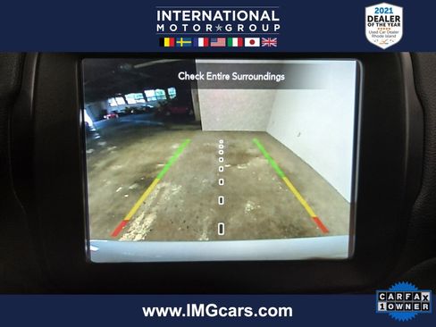 Used 2021 Jeep Renegade Limited w/ Sun & Sound Group image 27