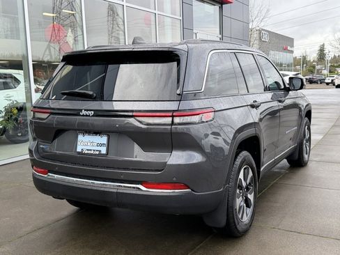 Used 2025 Jeep Grand Cherokee Limited 4xe w/ MOPAR Finishing Package image 7