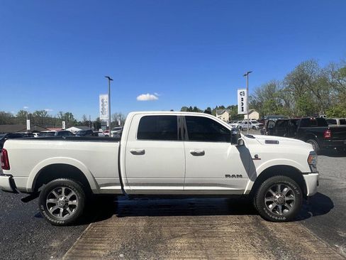 Used 2024 RAM 2500 Limited AWD/4WD image 2