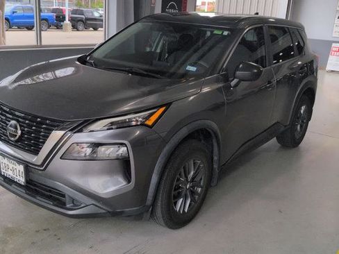 Certified 2021 Nissan Rogue S image 1