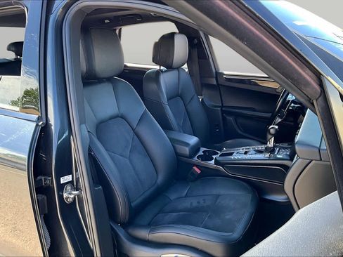 Used 2017 Porsche Macan AWD/4WD image 9