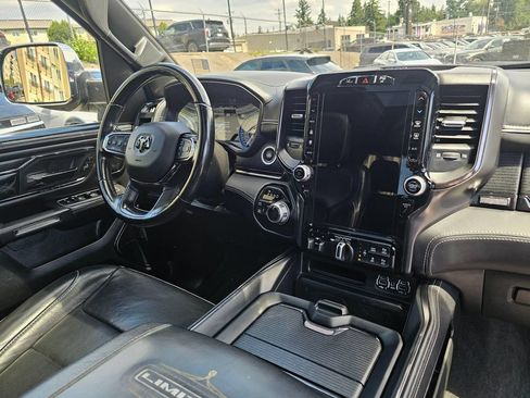 Used 2022 RAM 1500 Limited AWD/4WD image 12
