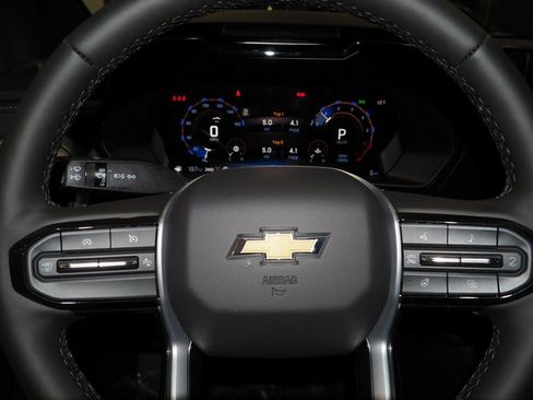New 2024 Chevrolet Colorado LT w/ LT Convenience Package III image 14