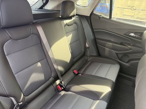 New 2026 Chevrolet Trax LT w/ Driver Confidence Package image 27