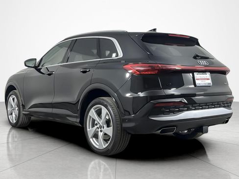 Used 2025 Audi Q5 Premium Plus w/ Premium Plus AWD/4WD image 3