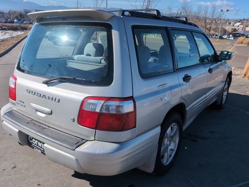 Used 2001 Subaru Forester S image 7
