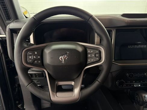 New 2026 Ford Bronco Outer Banks image 17