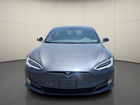 Used 2020 Tesla Model S AWD image 2