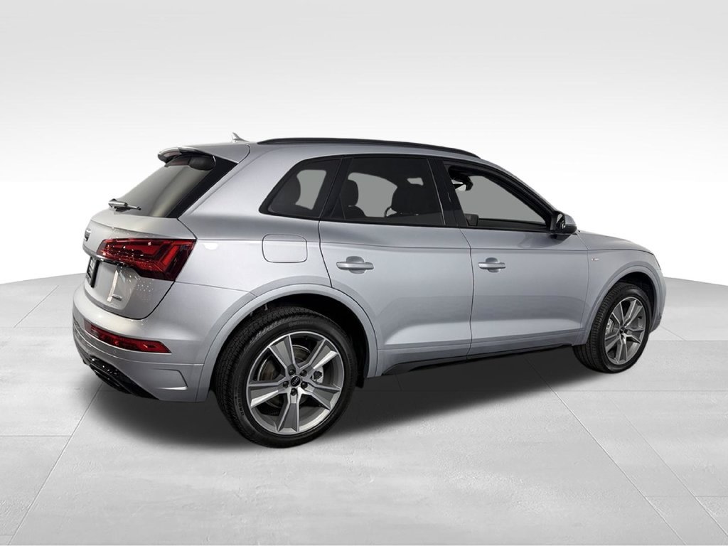 Used 2025 Audi Q5 2.0T Premium w/ Convenience Plus Package AWD/4WD image 6