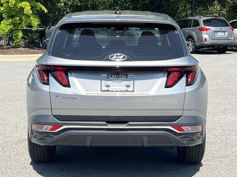 Certified 2024 Hyundai Tucson SE FWD image 12