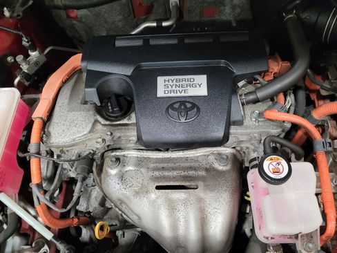 Used 2018 Toyota RAV4 Limited w/ Advanced Technology Package AWD/4WD image 30