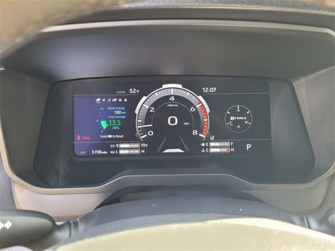 Used 2025 Toyota Tundra Limited image 24