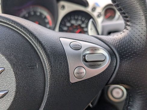 Used 2010 Nissan 370Z Touring image 14