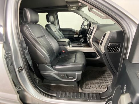 Used 2020 Ford F150 Lariat w/ Equipment Group 502A Luxury image 6