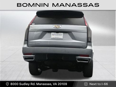 Used 2024 Cadillac Escalade ESV Premium Luxury AWD/4WD image 39