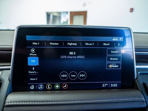 Used 2021 Chevrolet Tahoe Z71 w/ Luxury Package image 48