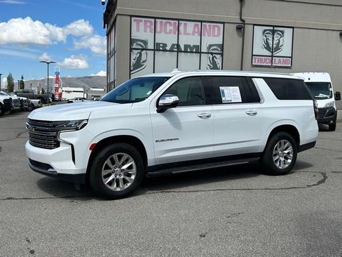 Used 2023 Chevrolet Suburban Premier AWD/4WD image 1