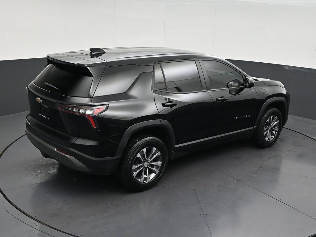 Used 2026 Chevrolet Equinox LT FWD image 19