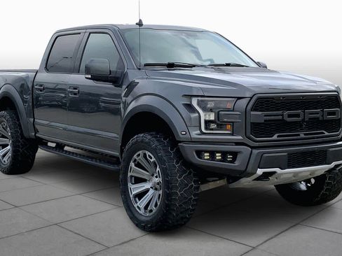Used 2019 Ford F150 Raptor w/ Equipment Group 802A Luxury image 3