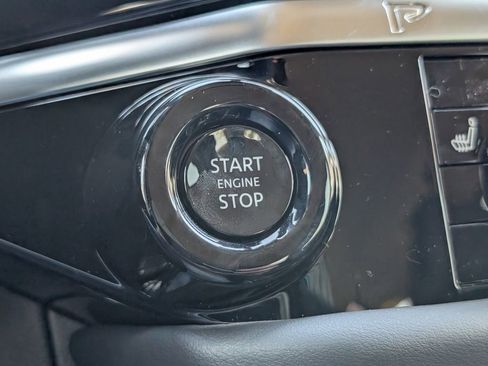 New 2026 Nissan Pathfinder SV image 18