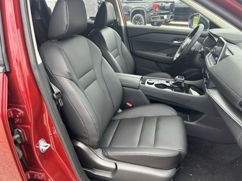 Used 2026 Nissan Rogue Dark Armor AWD/4WD image 29