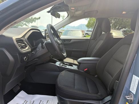 Used 2025 Ford Escape Active AWD/4WD image 22