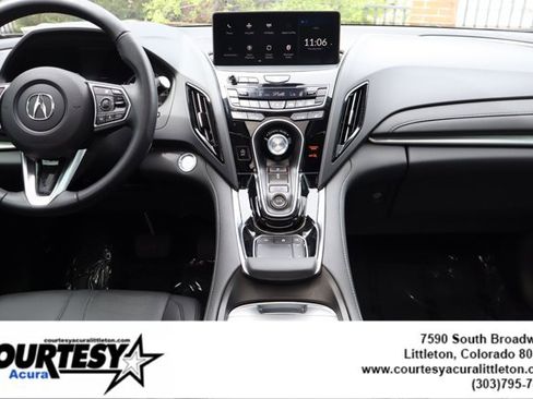 Used 2024 Acura RDX SH-AWD image 9